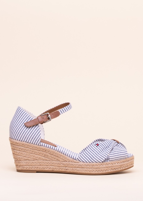 Tommy Hilfiger lahtised kingad