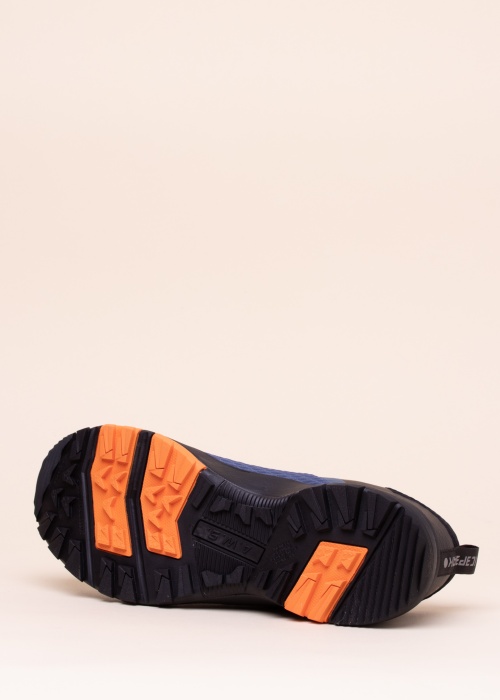 Icepeak matkajalatsid Ailao