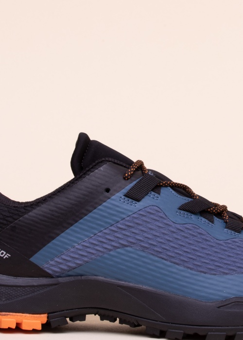 Icepeak matkajalatsid Ailao