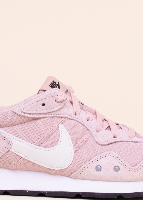 Nike vabaajajalatsid Venture Runner