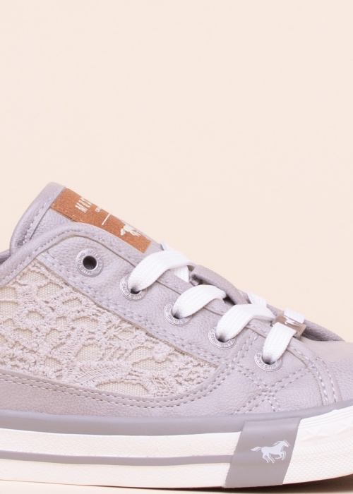 Тенниски Mustang