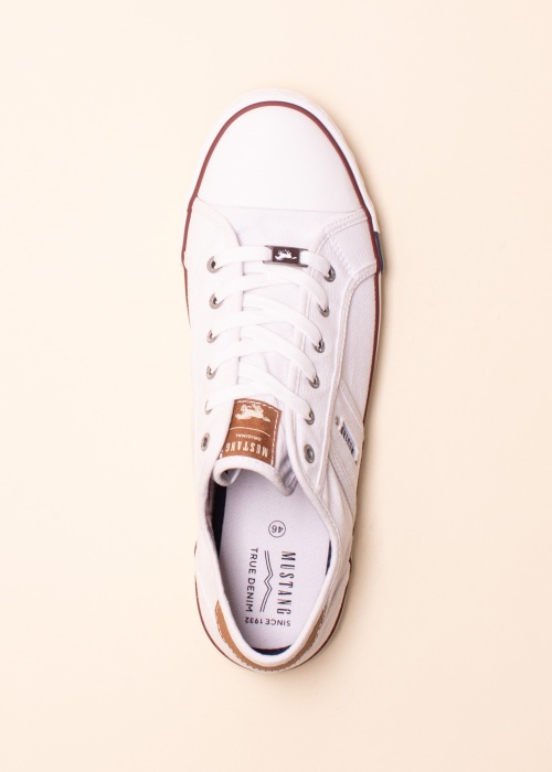 Тенниски Mustang