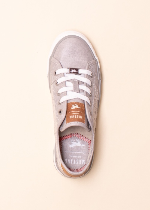 Тенниски Mustang