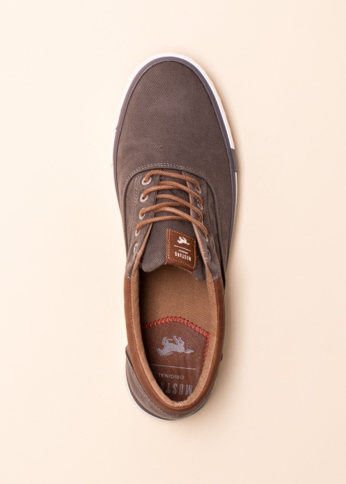 Тенниски Mustang