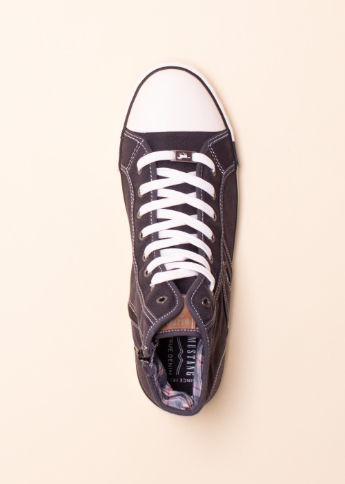 Тенниски Mustang