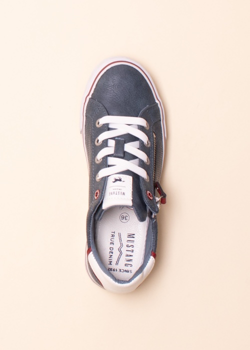 Тенниски Mustang