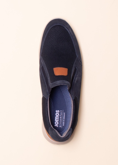 Jomos vabaajajalatsid