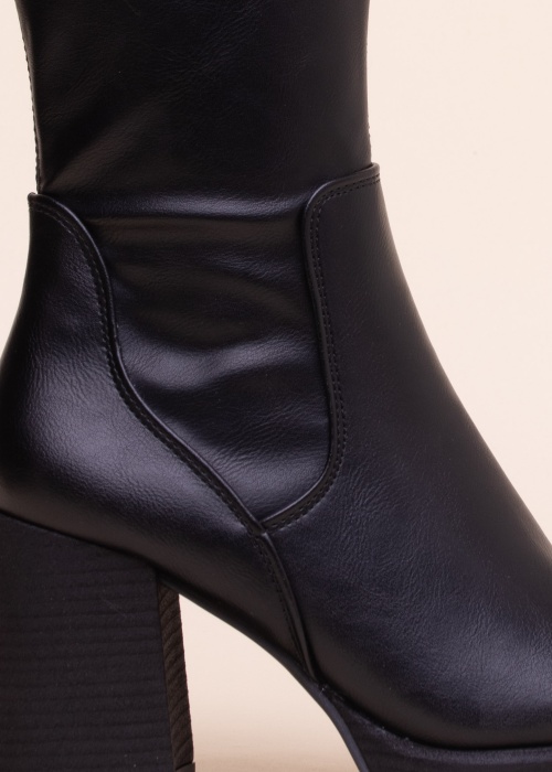 Marco Tozzi poolsaapad