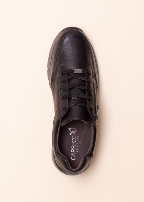 Кроссовки Caprice