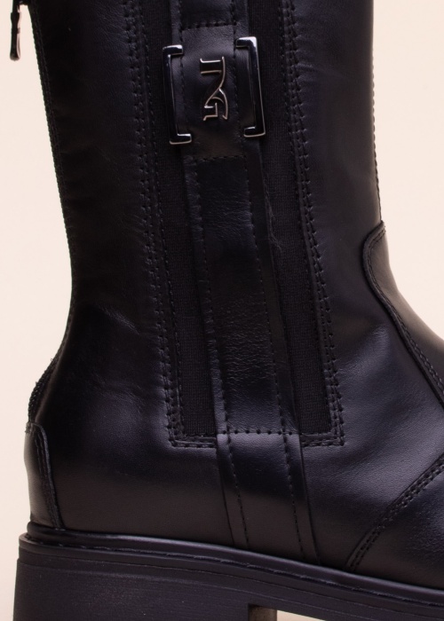 NeroGiardini poolsaapad