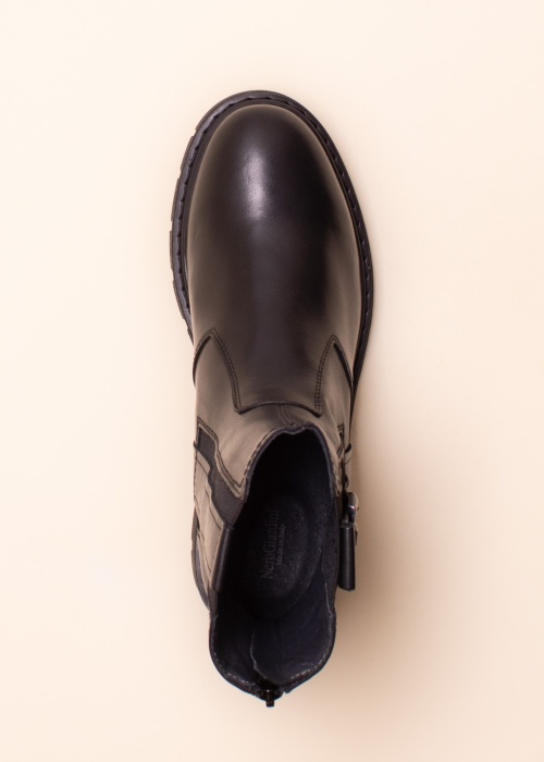 NeroGiardini poolsaapad