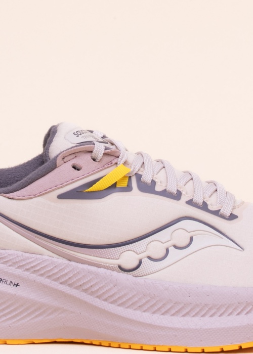 Беговые кроссовки Triumph 21 Rs saucony