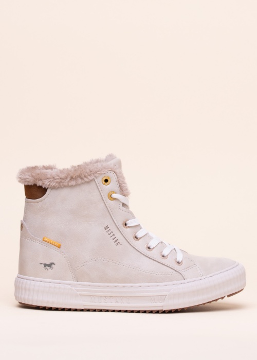 Mustang sooja voodriga tennised