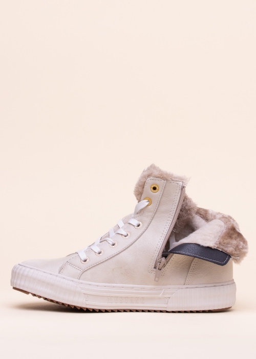 Mustang sooja voodriga tennised