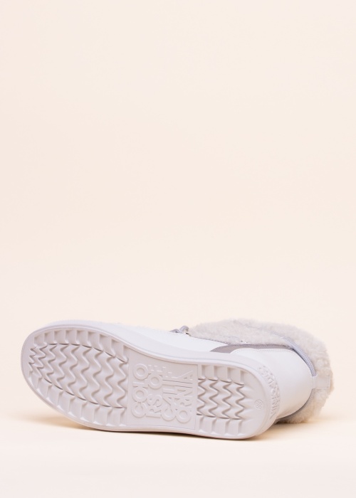 Зимние сапоги Colors of California