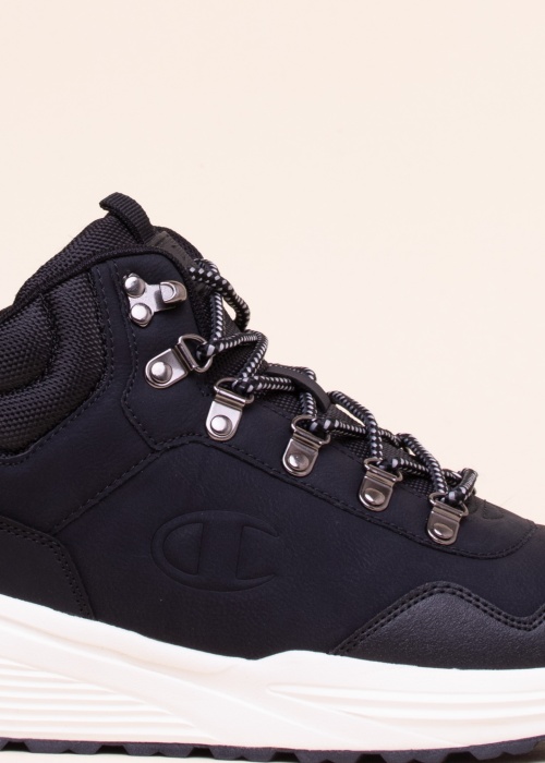 Champion vabaajajalatsid