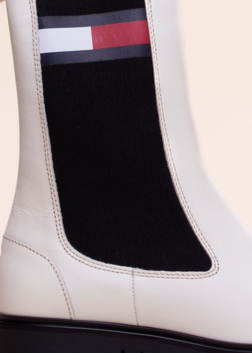 Tommy Jeans poolsaapad