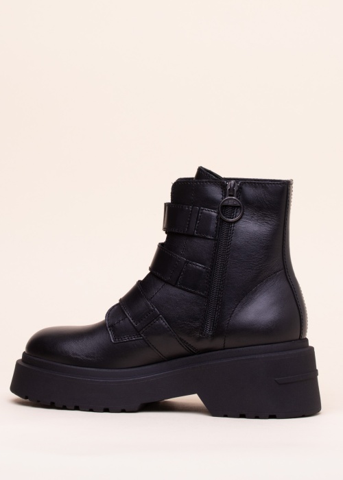 Tommy Jeans poolsaapad