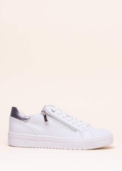 Marco Tozzi tennised