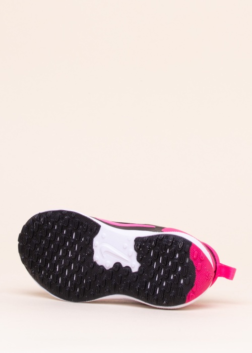 Беговые кроссовки Revolution 7 Nike