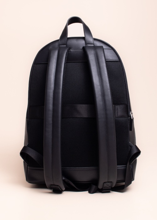 Tommy Hilfiger seljakott Central