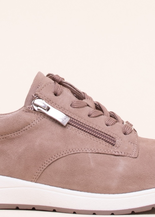 Кроссовки Caprice