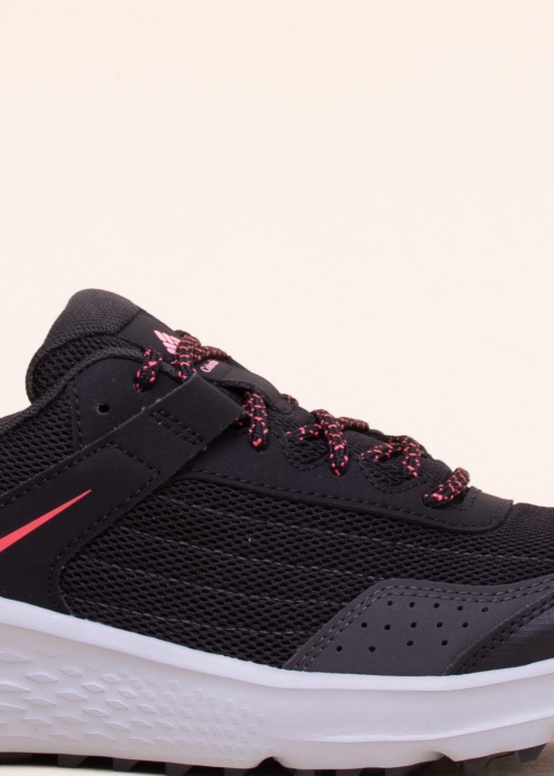 Columbia käimisjalatsid Vertisol