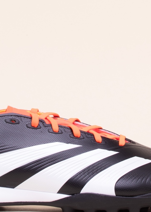 Tehisväljakute Бутсы Predator TF adidas