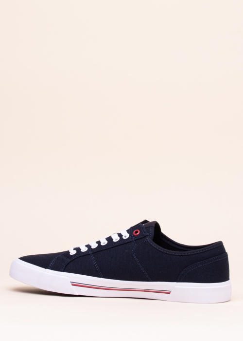 Tommy Hilfiger tennised