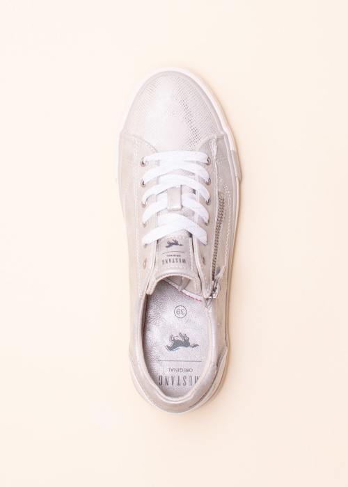 Тенниски Mustang