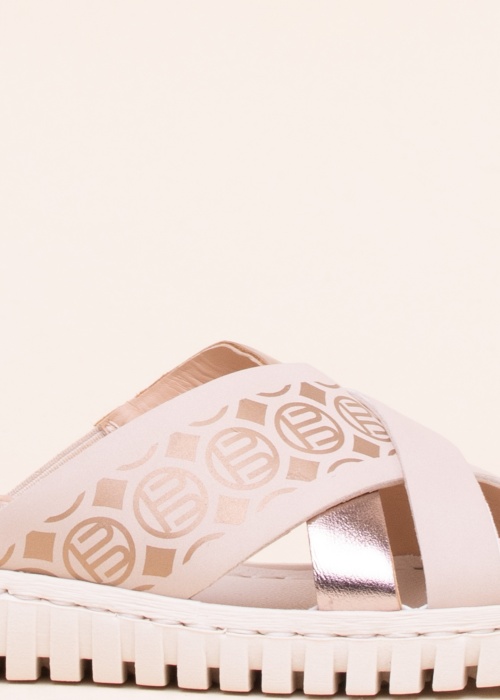 Сандалии Zola Bagatt