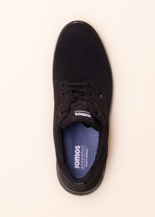 Jomos vabaajajalatsid