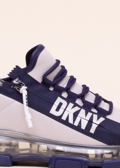 DKNY vabaajajalatsid Tokyo