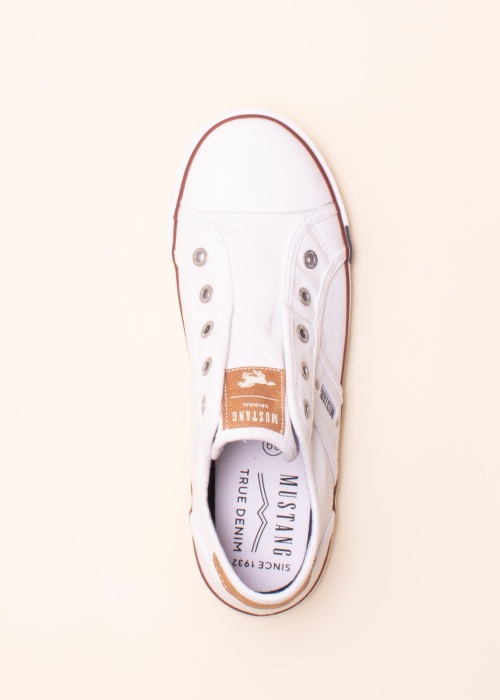 Тенниски Mustang