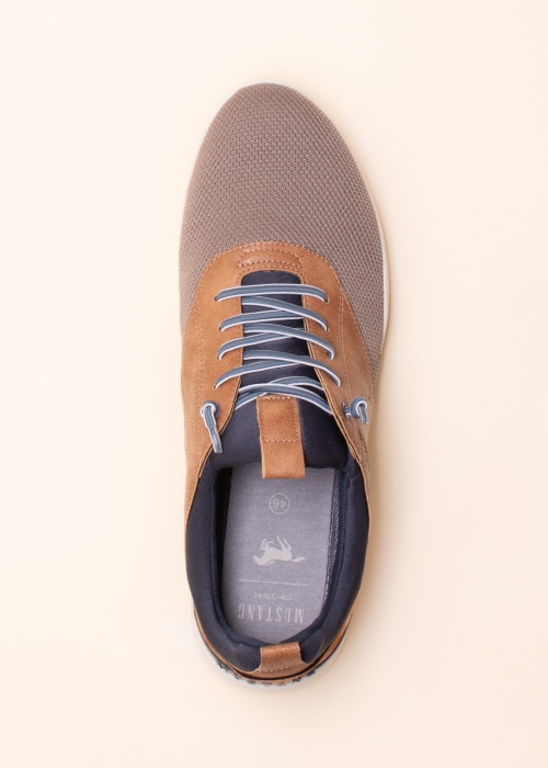 Mustang vabaajajalatsid