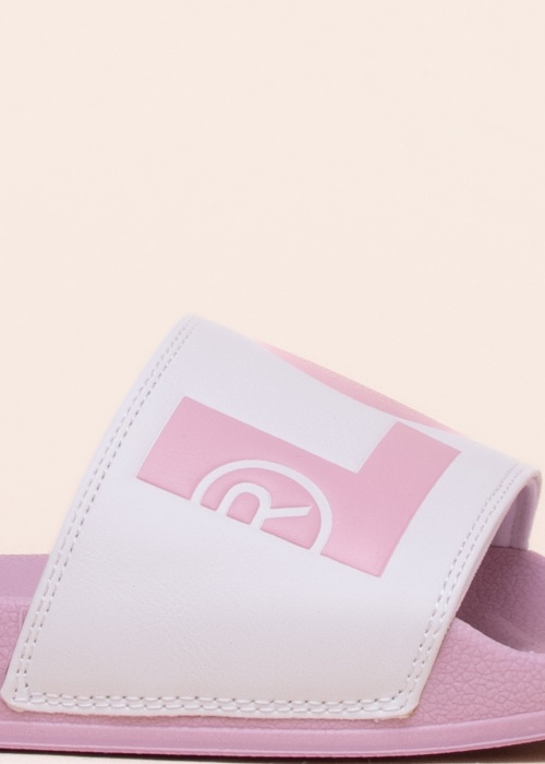 Levi's basseiniplätud June