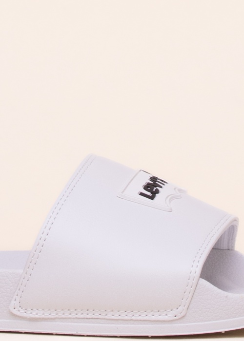 Levi's basseiniplätud June Batwing Patch