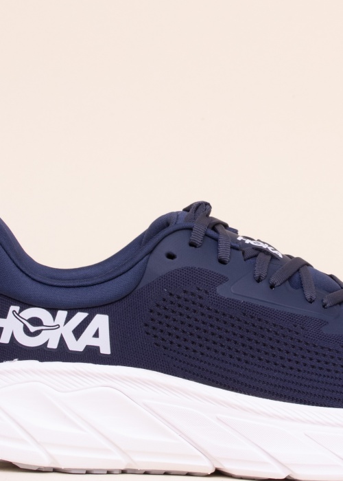 Беговые кроссовки Arahi 7 Hoka