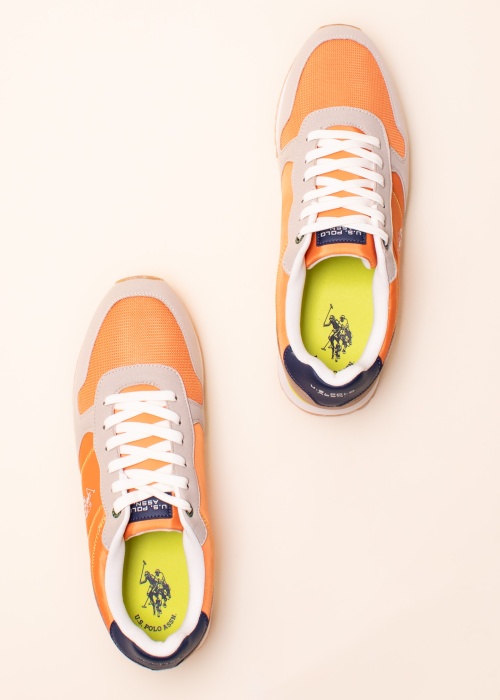 U.S. Polo Association vabaajajalatsid Altena