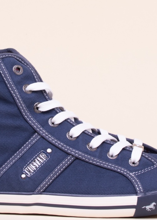 Тенниски Mustang