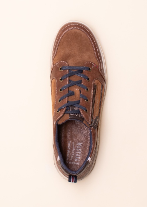 Кроссовки Mustang