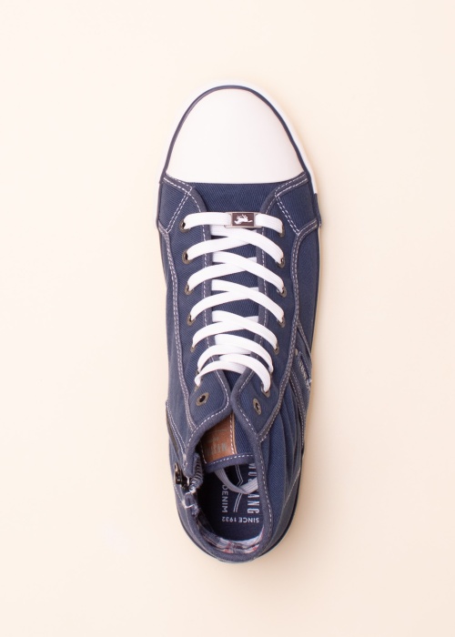 Тенниски Mustang