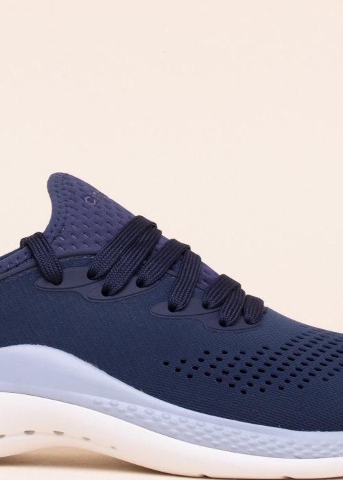 Crocs vabaajajalatsid Literide 360