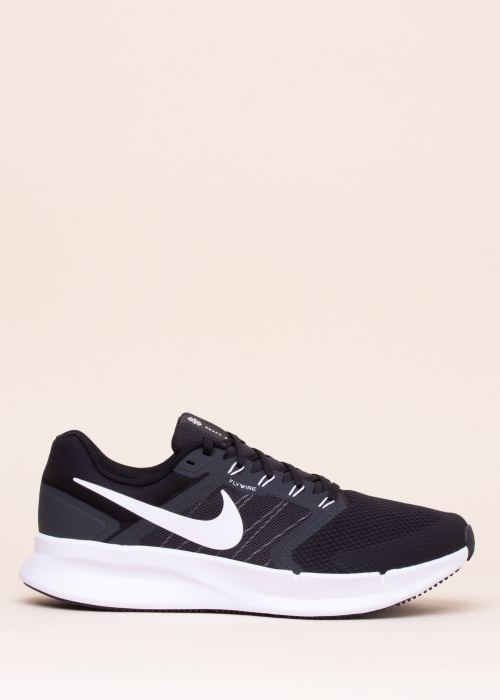 Беговые кроссовки Run Swift 3 Nike
