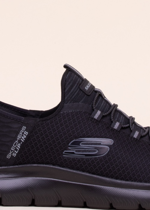 Skechers vabaajajalatsid