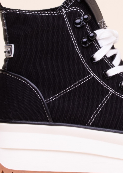 Кроссовки Tamaris