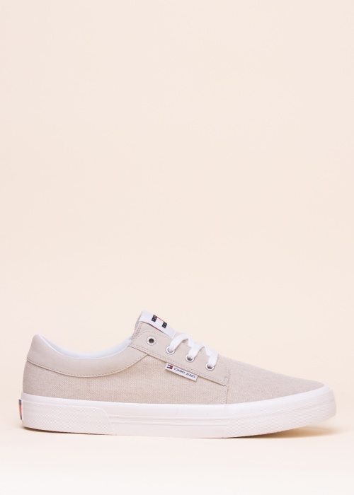 Tommy Jeans tennised