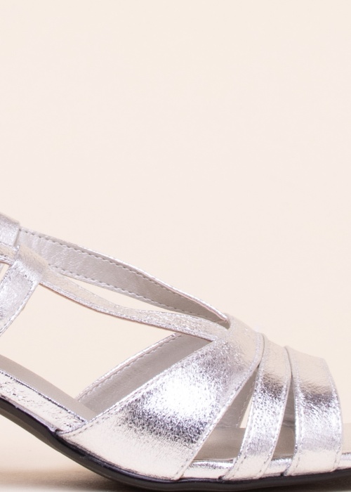 Босоножки SJ