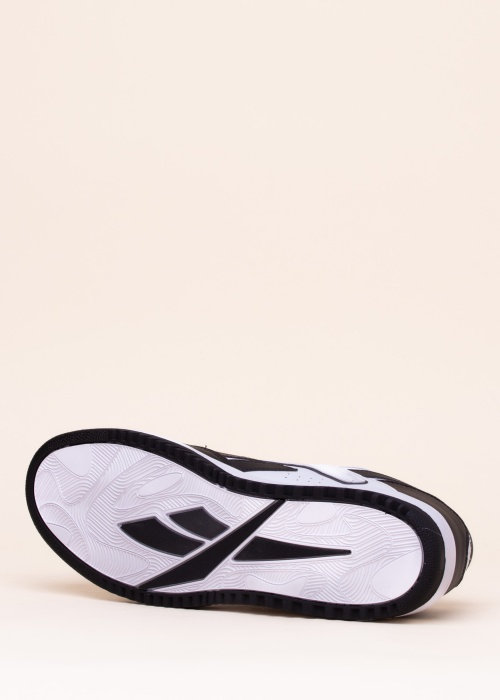 Reebok tennised Atr Chill