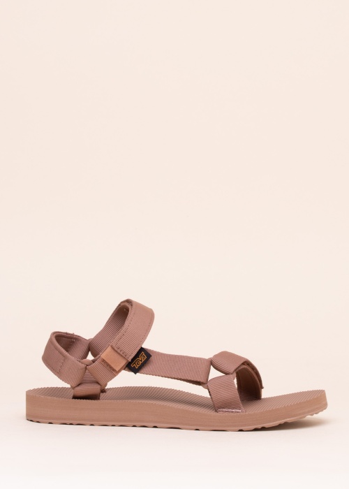 Teva sandaalid